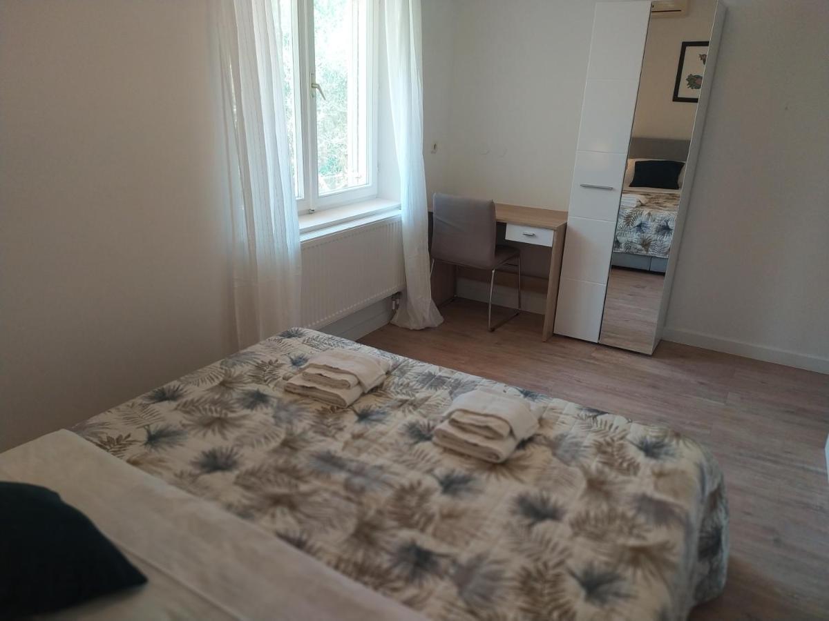 Apartment & Rooms Poppy Rose Zára Kültér fotó